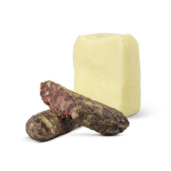formaggio siciliano e salame di bovino siciliano
